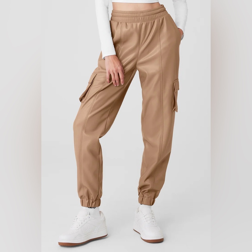 Alo Yoga Faux Leather Power Hour Jogger 29" Size small